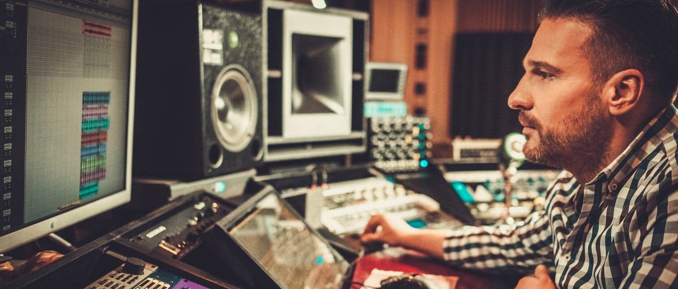 A Guide for a Successful Music Production Career in 2021